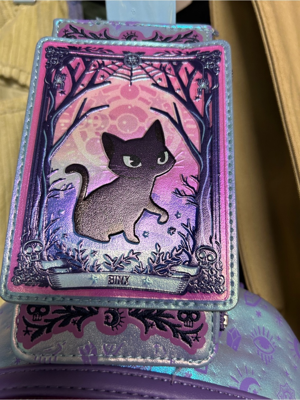 Loungefly Purple Cat Hocus Pocus / Tarot Mini Backpack with Pink Accents - Picture 3 of 4
